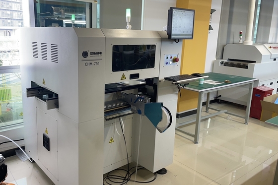 Đường SMT trung bình với máy in màn hình 3250 6 đầu Máy chọn và đặt SMT 830 lò sưởi