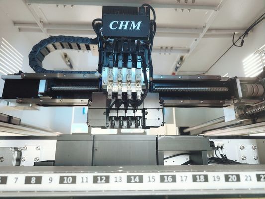 Độ chính xác cao 4 đầu SMT Pick & Place Machine CHM-551 Thay đổi vòi phun tự động CPK≥1.0