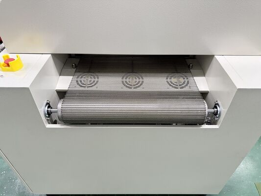 Lò sấy IR công nghiệp với 6 vùng gia nhiệt, nhiệt độ tối đa 280°C và điều khiển PID cho sấy sơn phủ keo