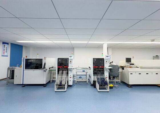 Tiết kiệm tiền để mua máy móc.