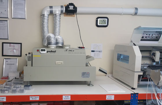 Lò sưởi hồng ngoại T961 SMT Reflow Oven 3.5kw 230 * 730mm Lò hàn Puhui T-961